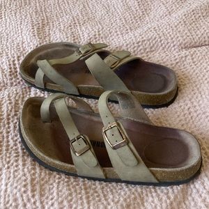 Cushionaire Sandals